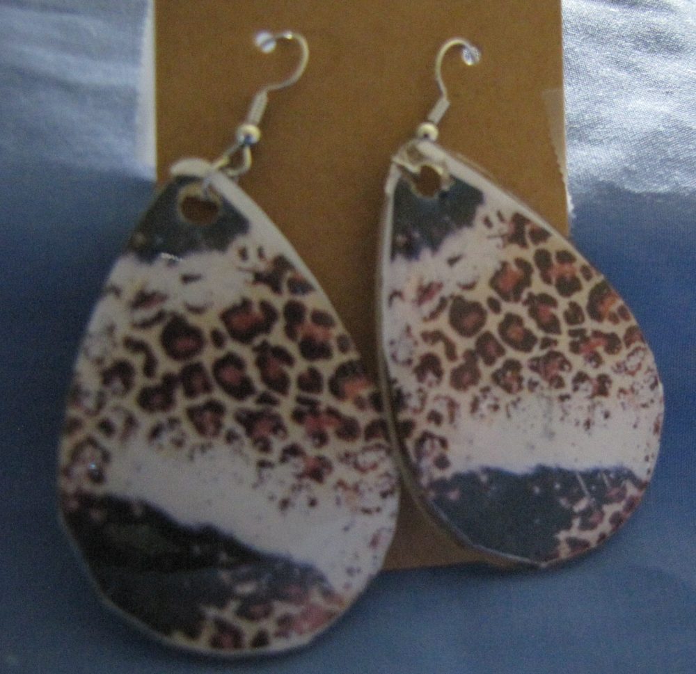 Leopard Design Teardrop Earrings